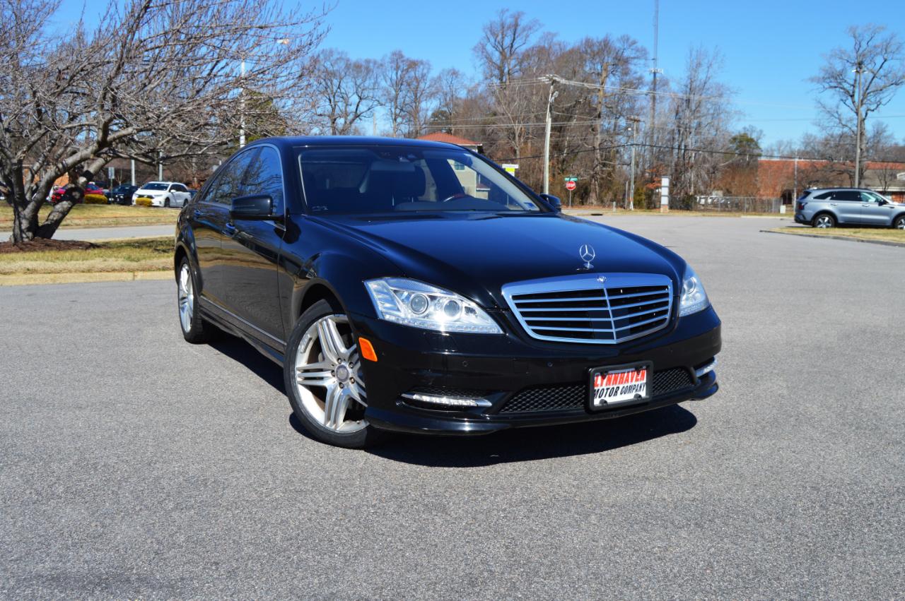 Mercedes-Benz S-Class S550 4-MATIC 2013