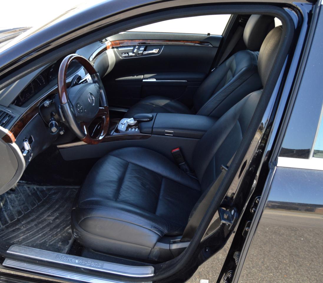 Mercedes-Benz S-Class S550 4-MATIC 2013