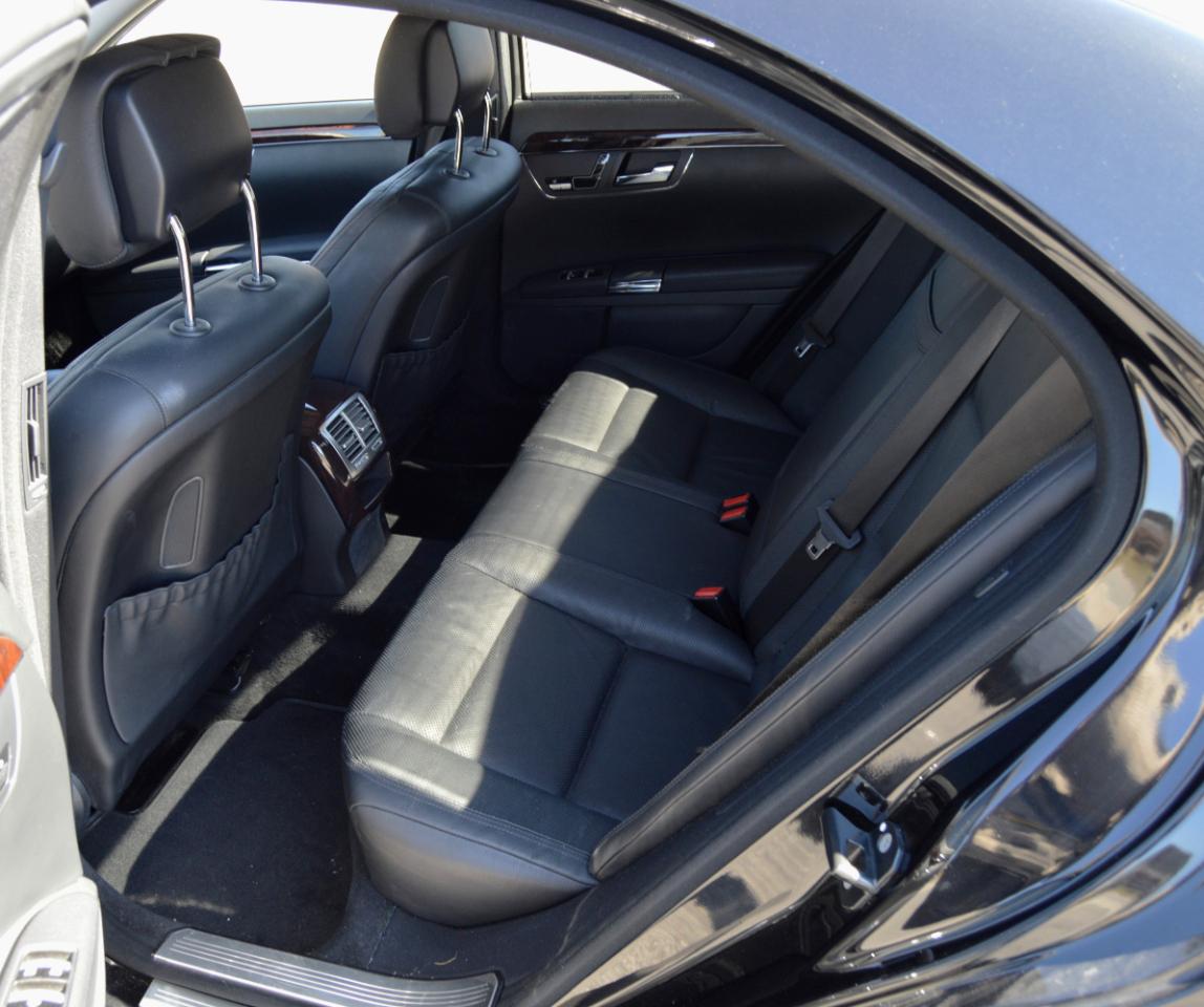 Mercedes-Benz S-Class S550 4-MATIC 2013