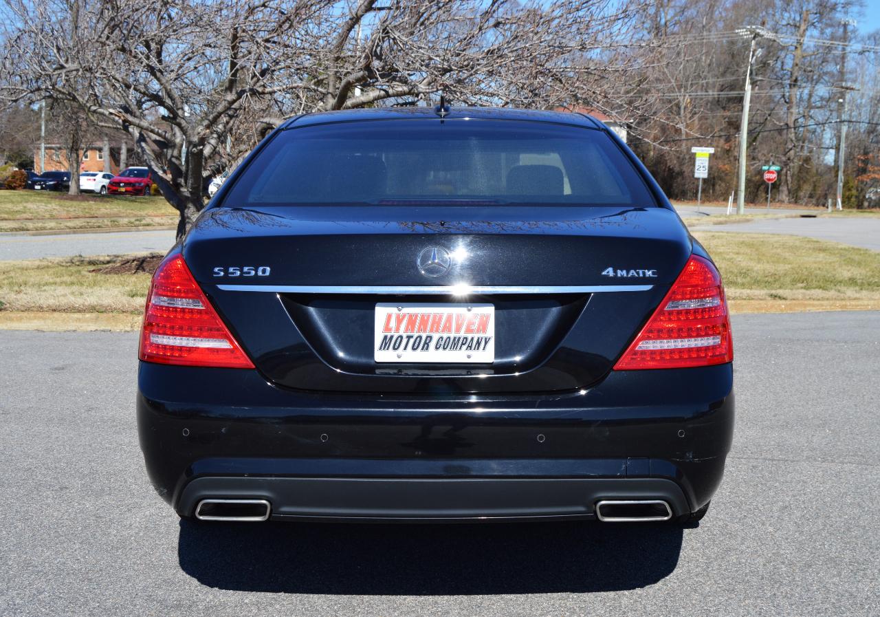 Mercedes-Benz S-Class S550 4-MATIC 2013