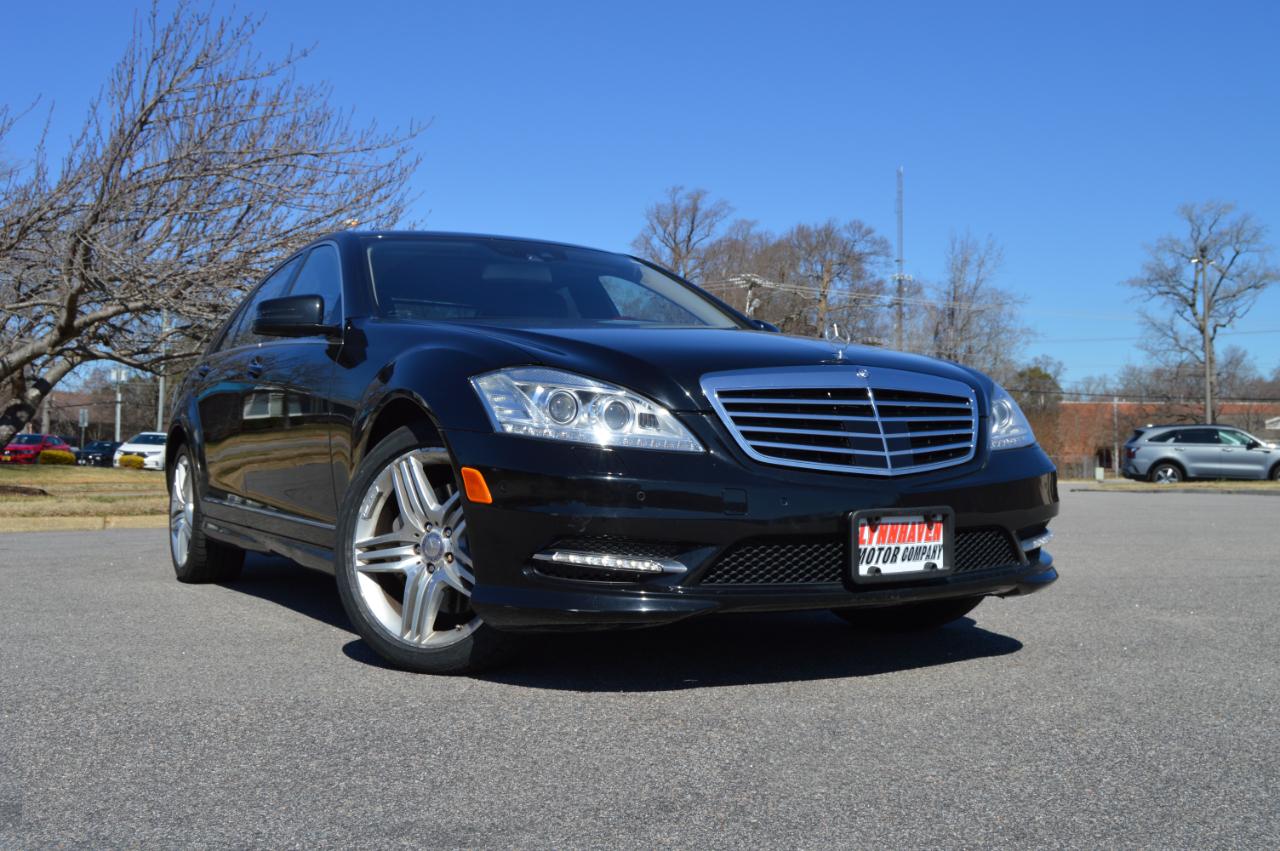 Mercedes-Benz S-Class S550 4-MATIC 2013