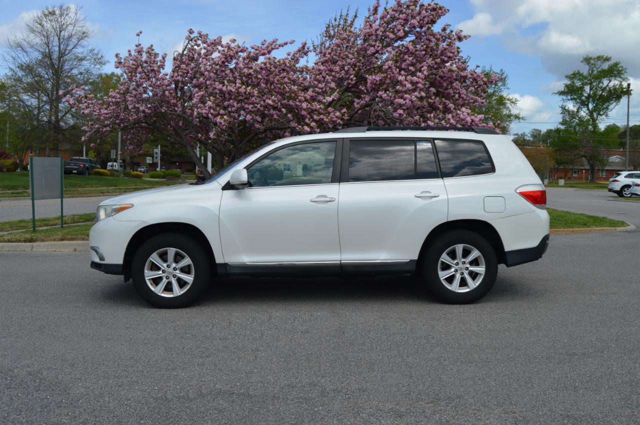 Toyota Highlander  2011