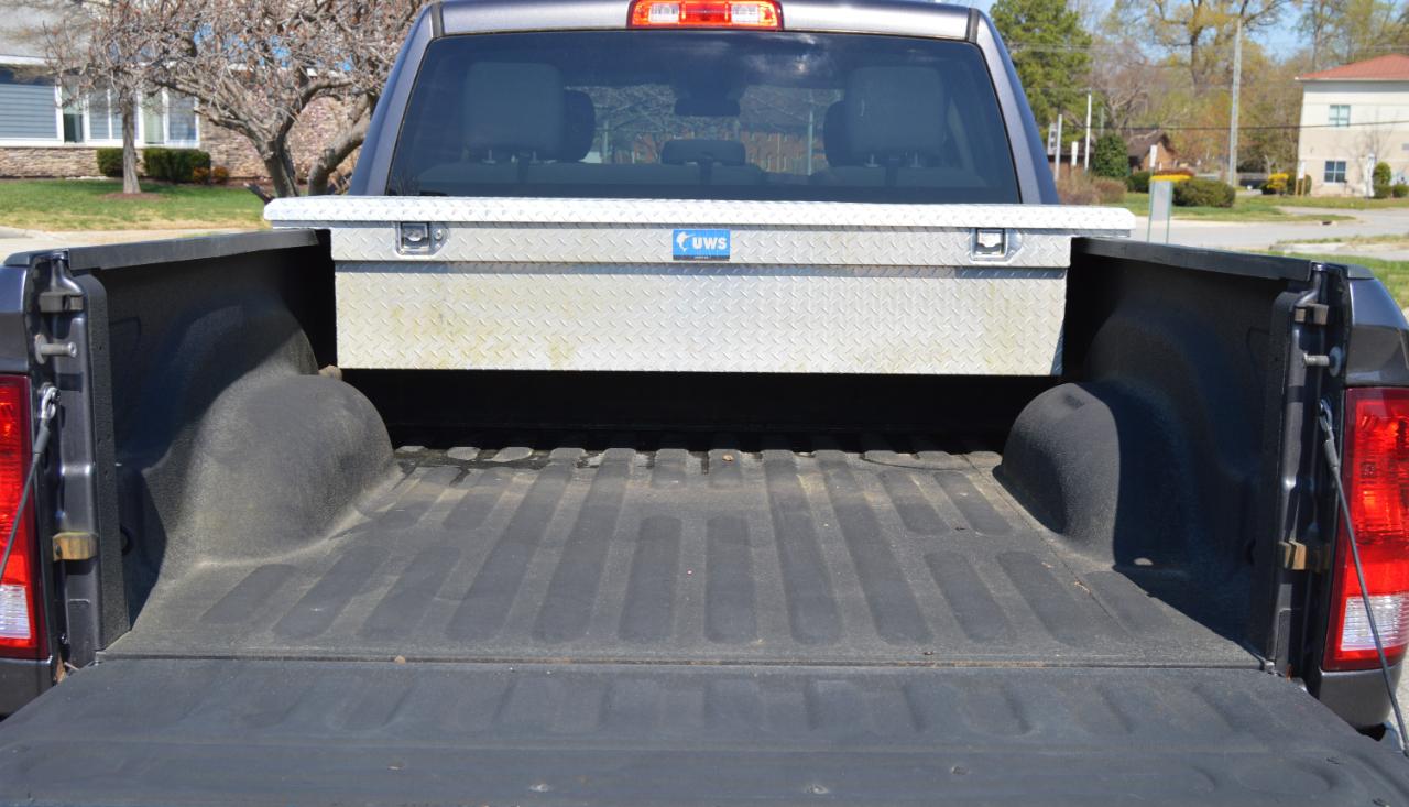 RAM 1500 Tradesman Quad Cab 4WD 2017