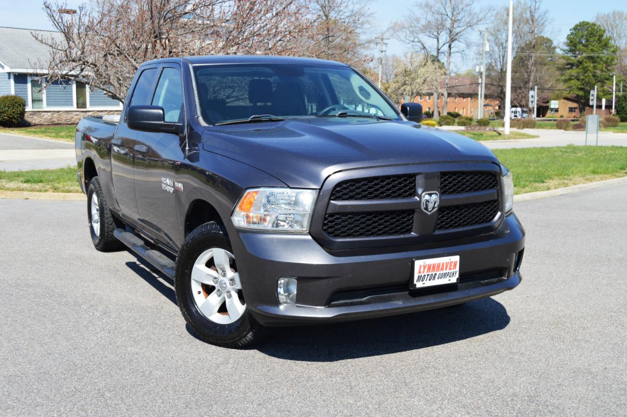 RAM 1500 Tradesman Quad Cab 4WD 2017