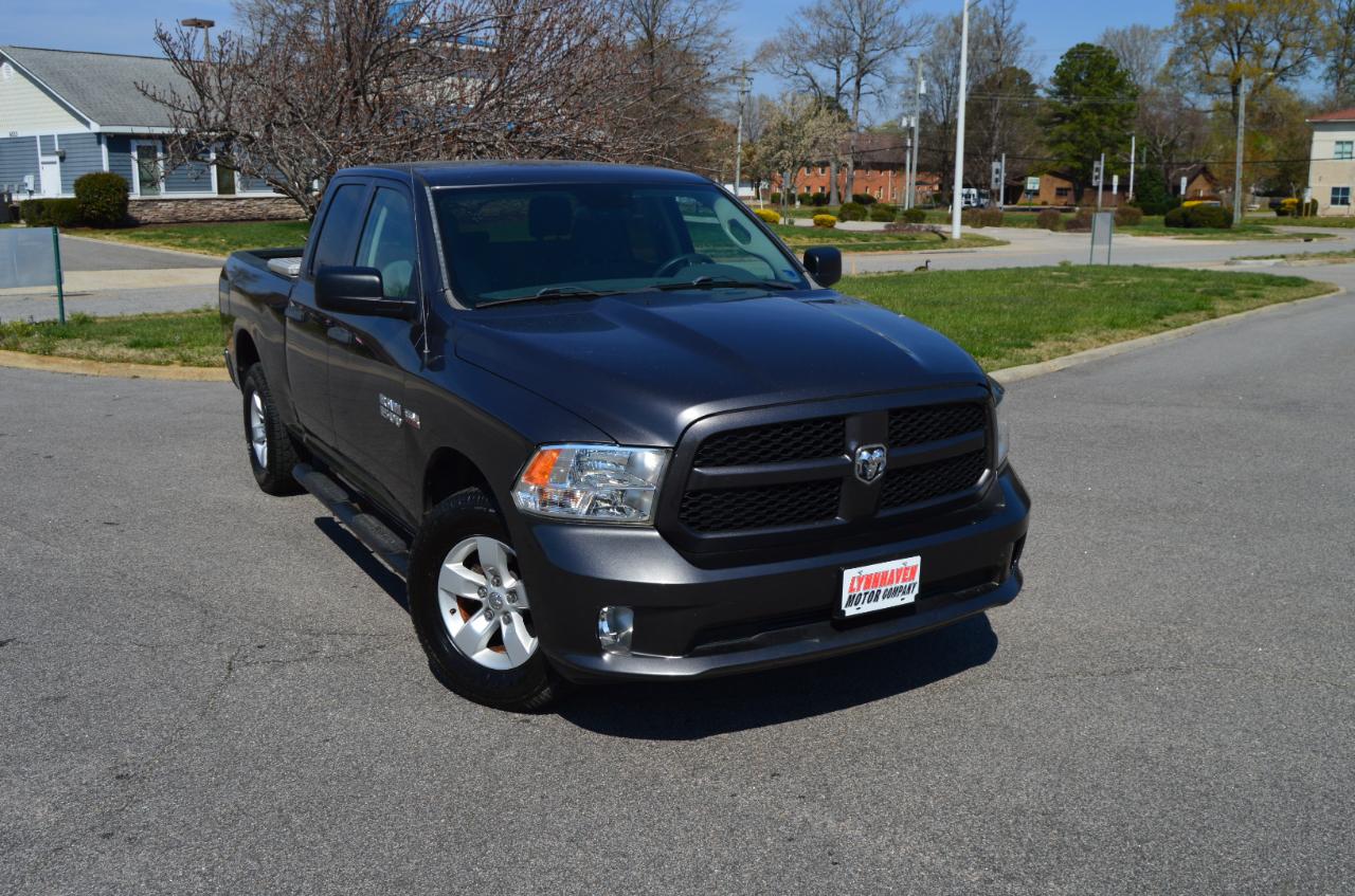RAM 1500 Tradesman Quad Cab 4WD 2017