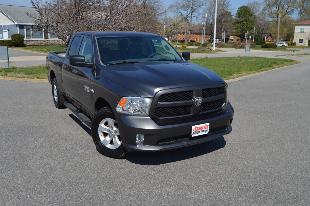 RAM 1500 Tradesman Quad Cab 4WD 2017