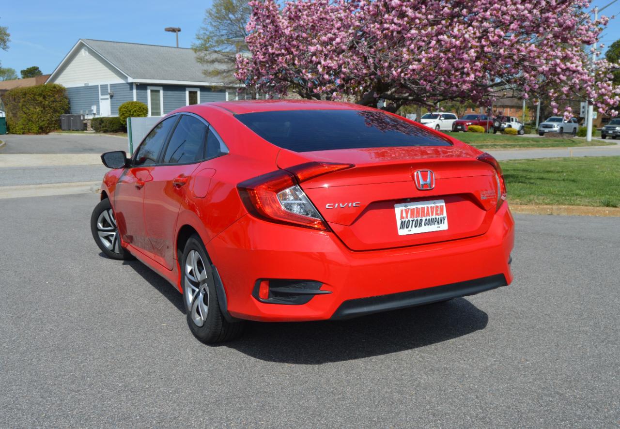 Honda Civic LX Sedan AT 2016