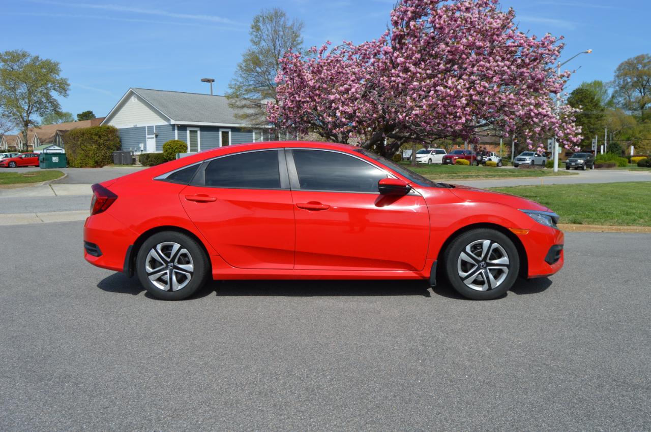 Honda Civic LX Sedan AT 2016