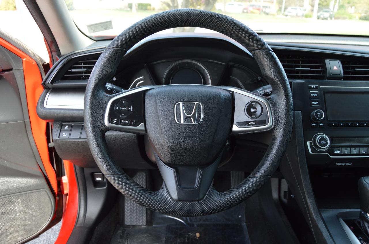 Honda Civic LX Sedan AT 2016