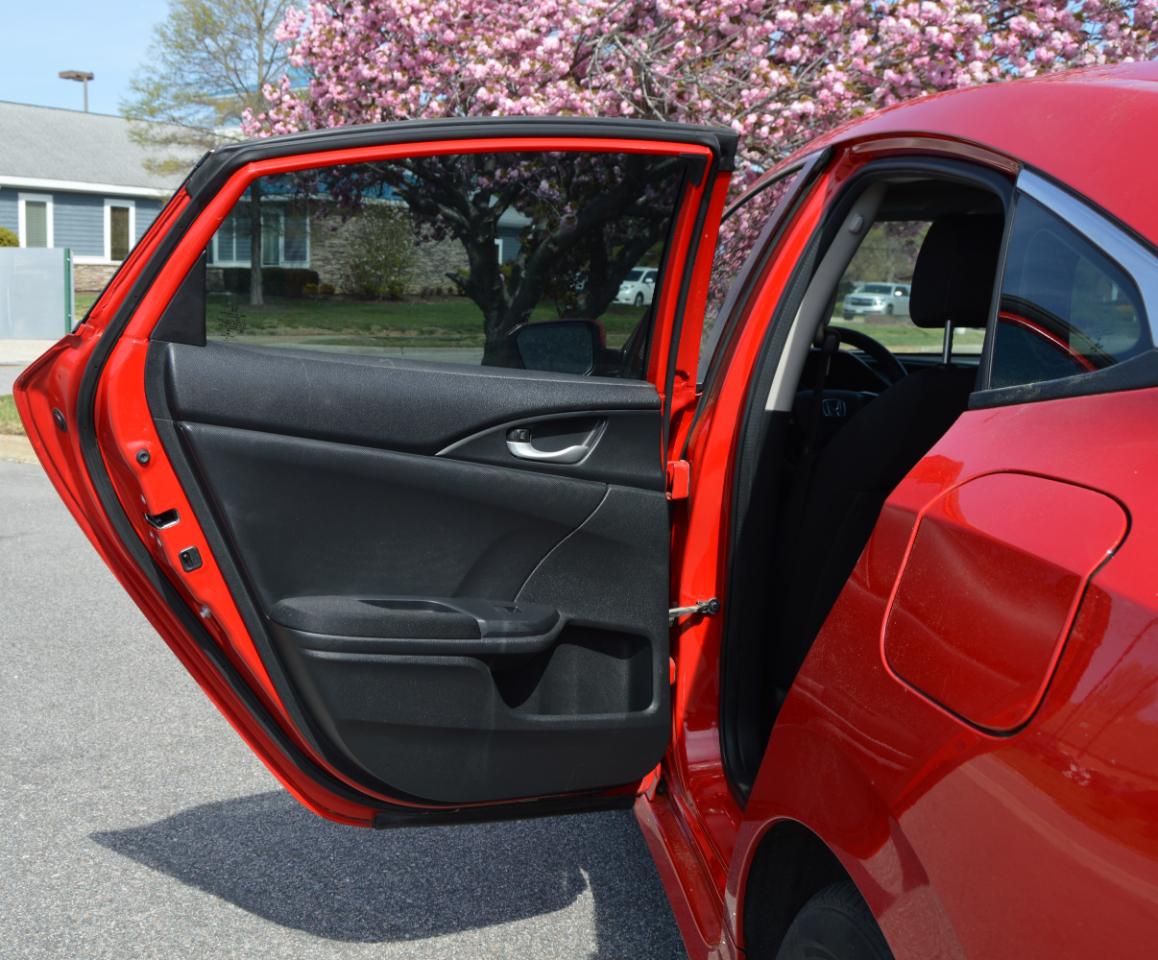 Honda Civic LX Sedan AT 2016