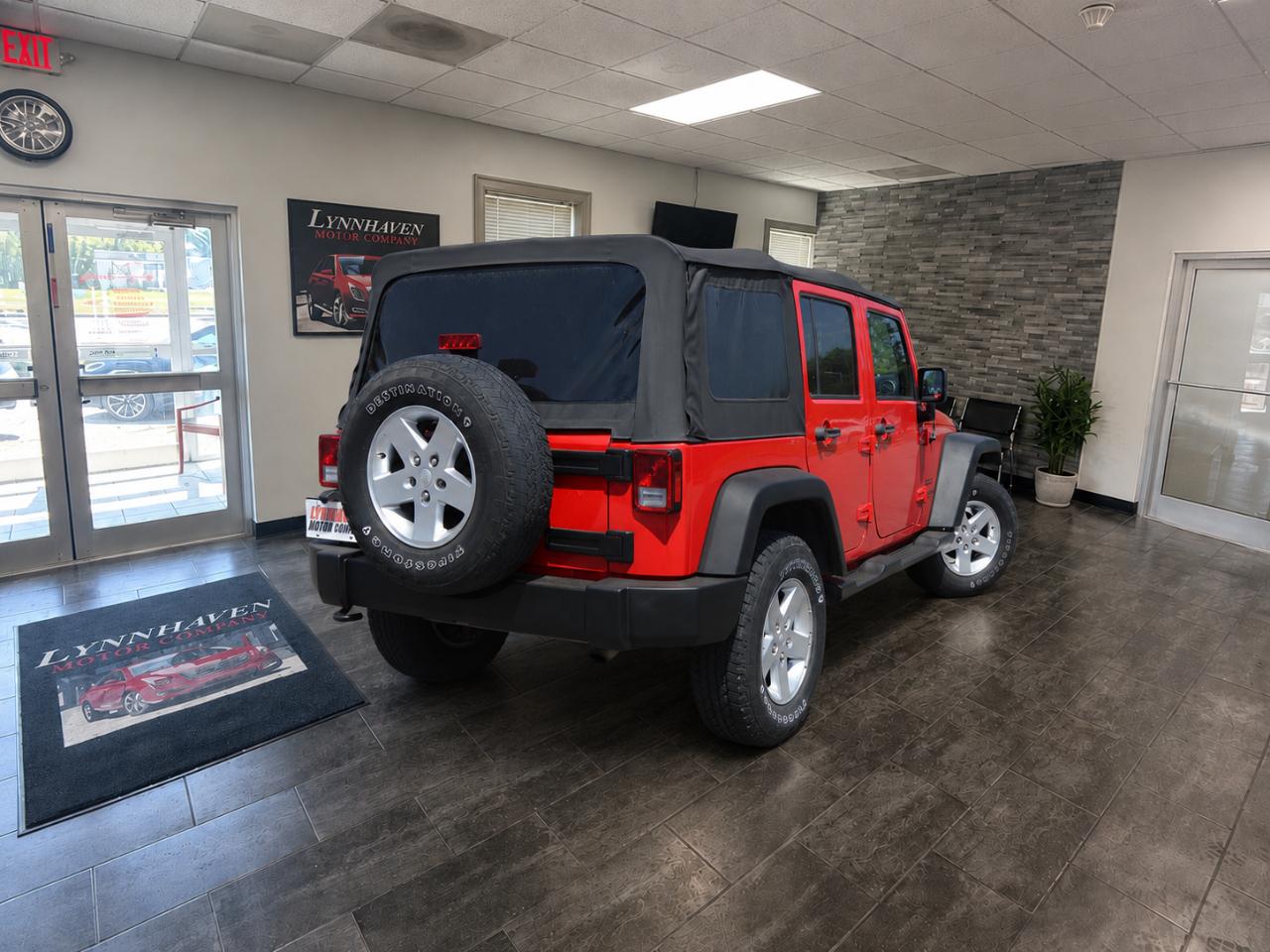 Jeep Wrangler Unlimited Sport 4WD 2015