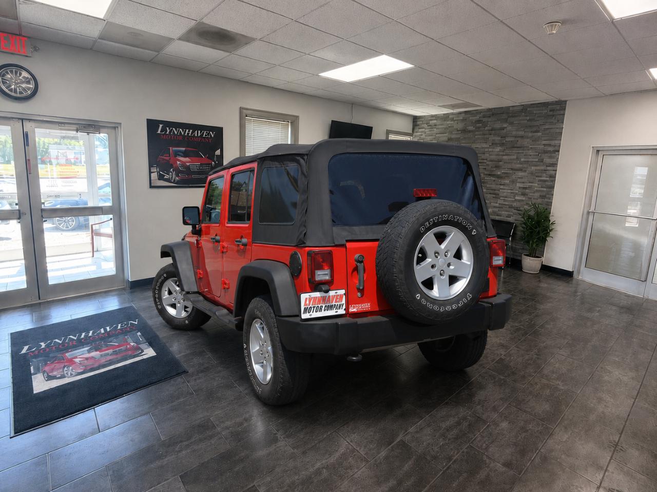 Jeep Wrangler Unlimited Sport 4WD 2015
