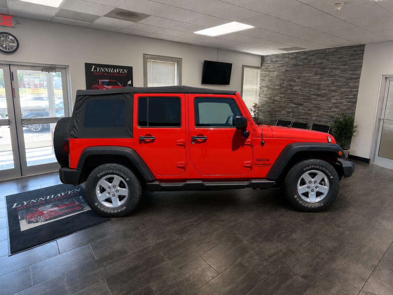 Jeep Wrangler Unlimited Sport 4WD 2015