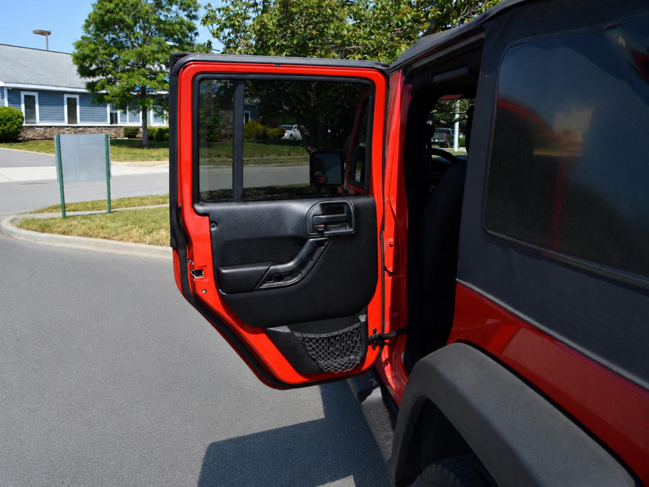 Jeep Wrangler Unlimited Sport 4WD 2015