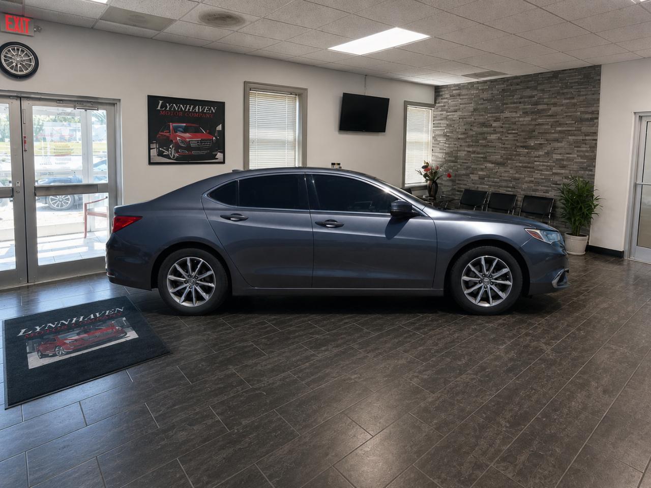 Acura TLX Base 2018