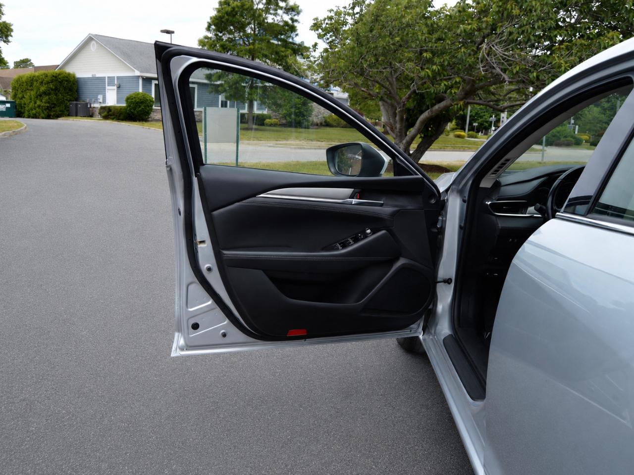 Hyundai Elantra SEL 2021