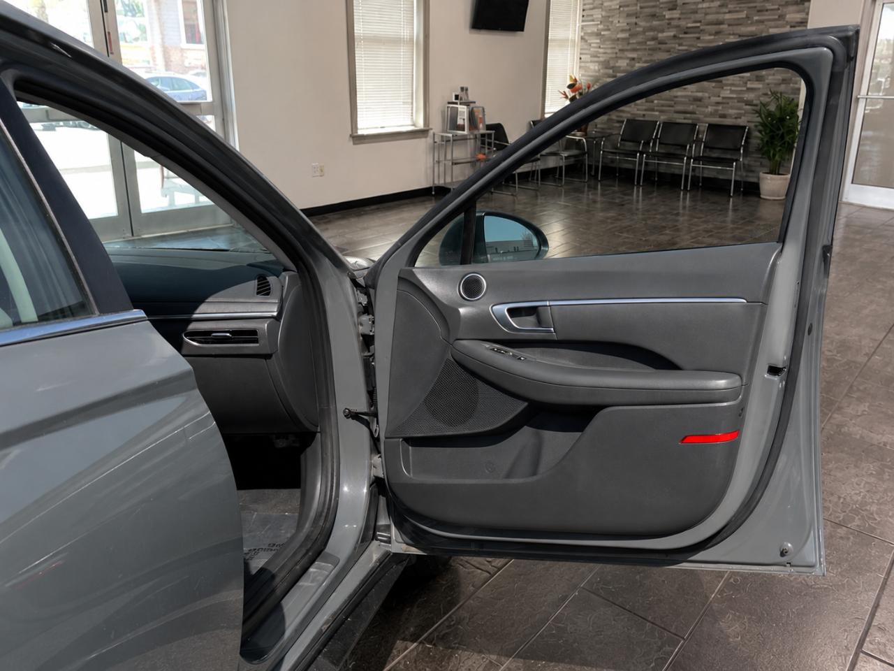 Hyundai Sonata SEL 2021