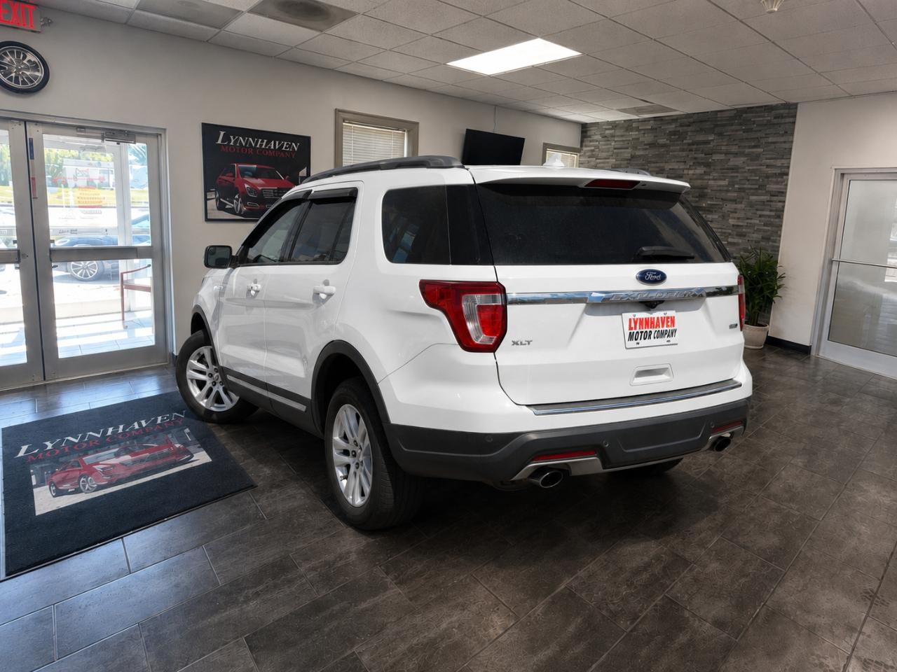 Ford Explorer XLT 4WD 2018