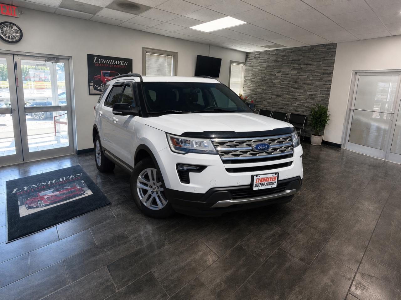 Ford Explorer XLT 4WD 2018