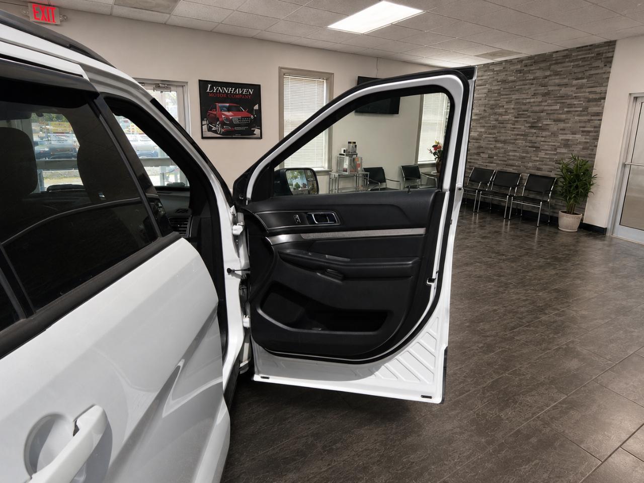 Ford Explorer XLT 4WD 2018
