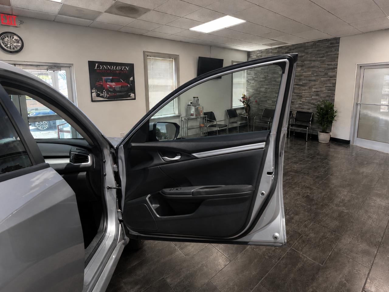 Honda Civic LX sedan 2016