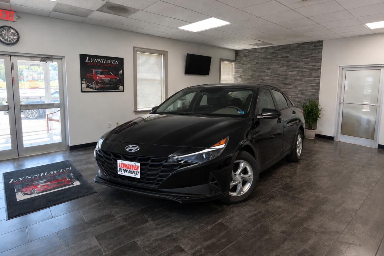 Hyundai Elantra SE 2023