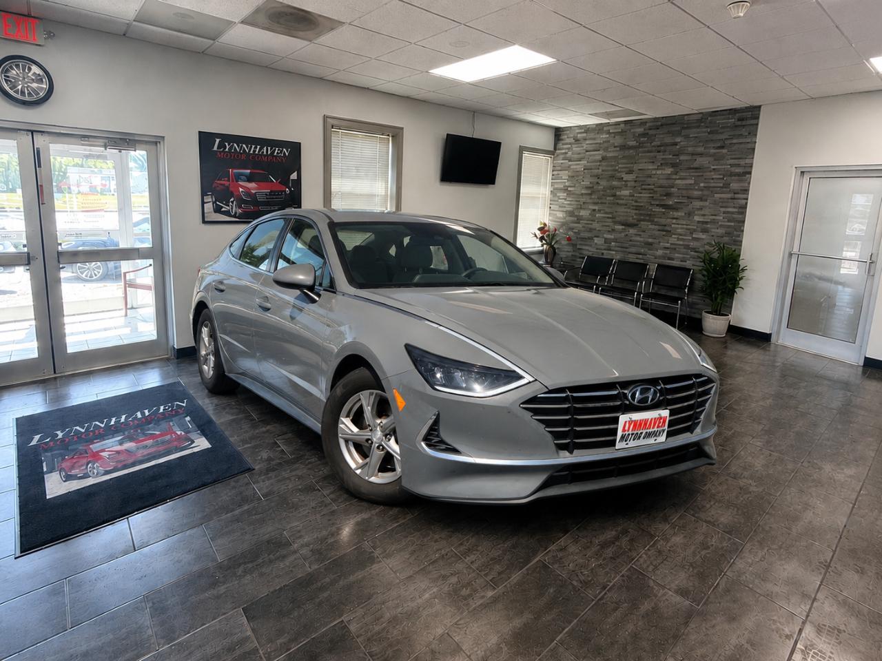 Hyundai Sonata SE 2021