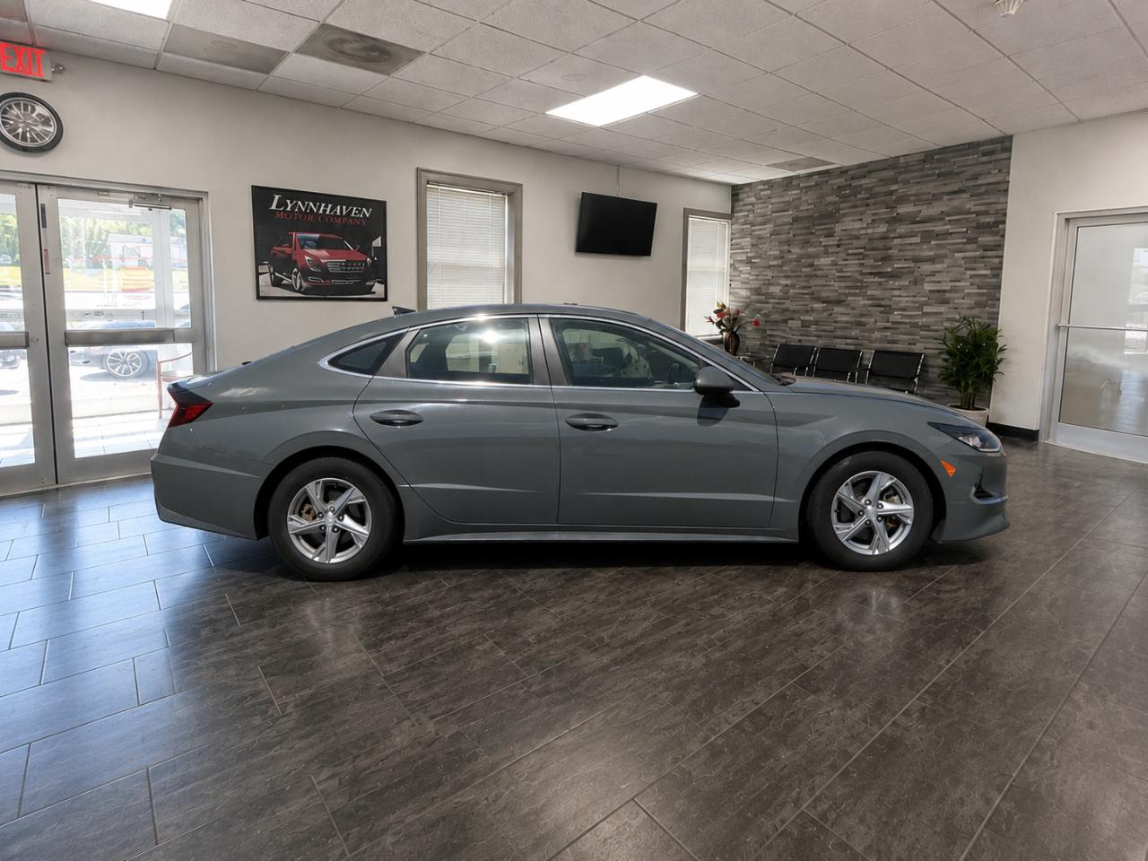 Hyundai Sonata SE 2021