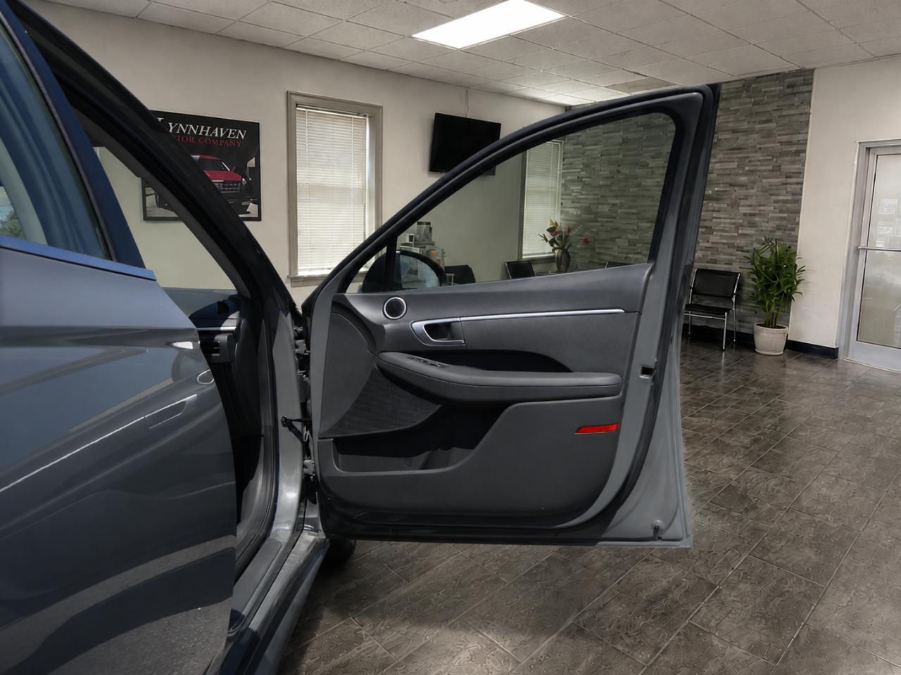 Hyundai Sonata SE 2021