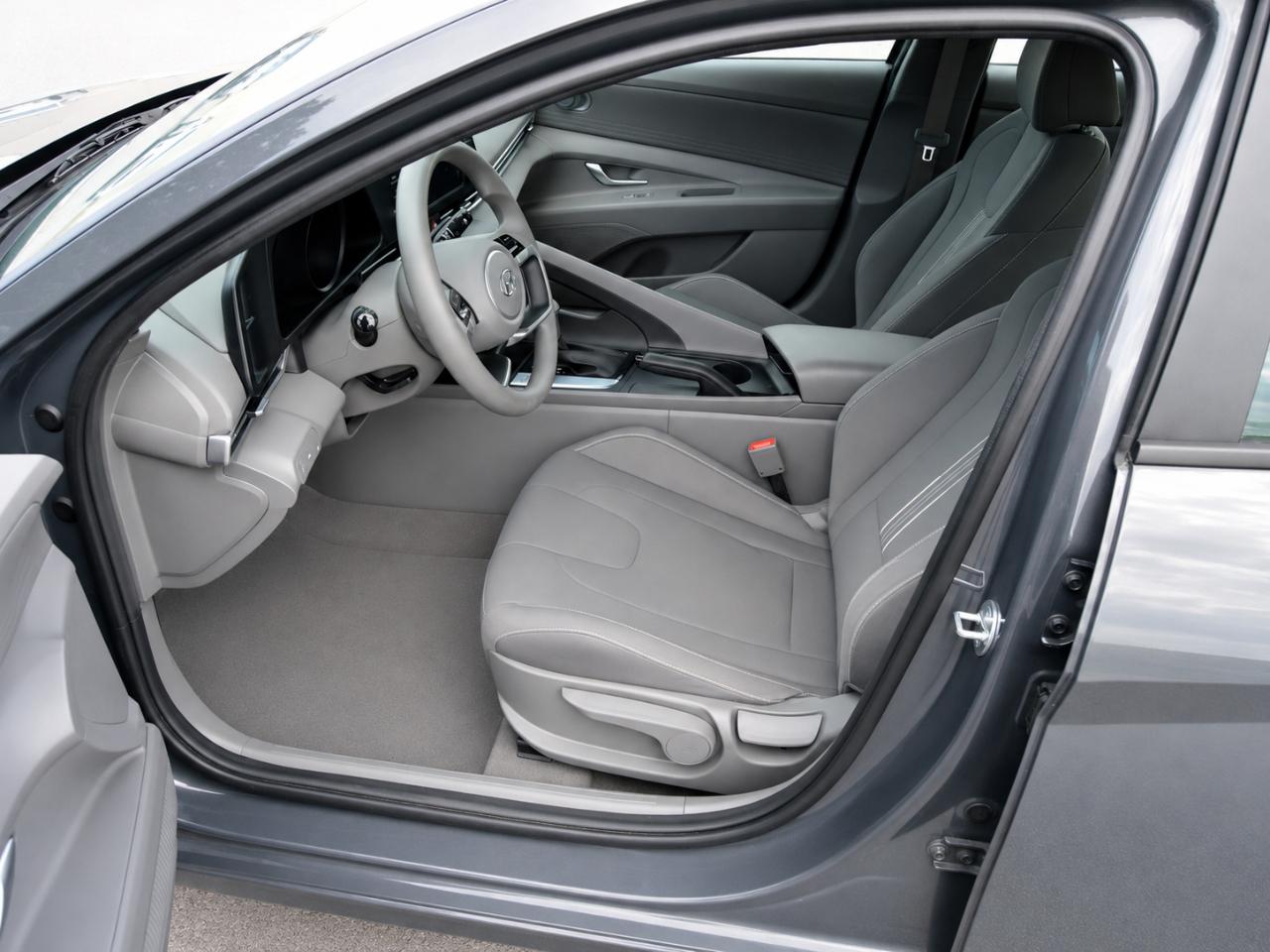 Hyundai Elantra SEL 2023