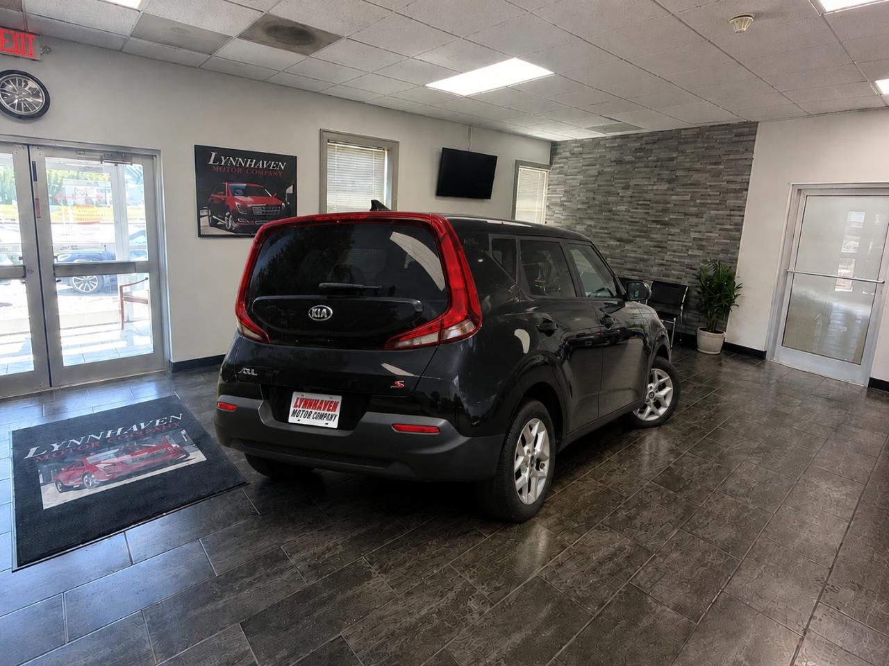 Kia Soul S 2021
