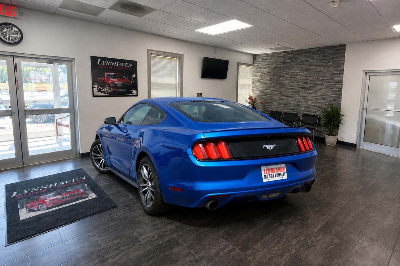 Ford Mustang EcoBoost Coupe 2017