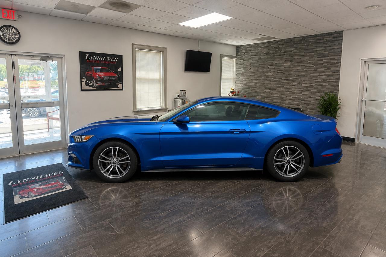 Ford Mustang EcoBoost Coupe 2017