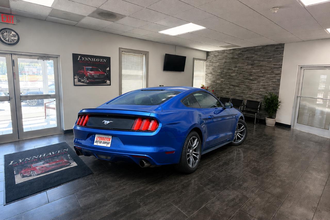 Ford Mustang EcoBoost Coupe 2017