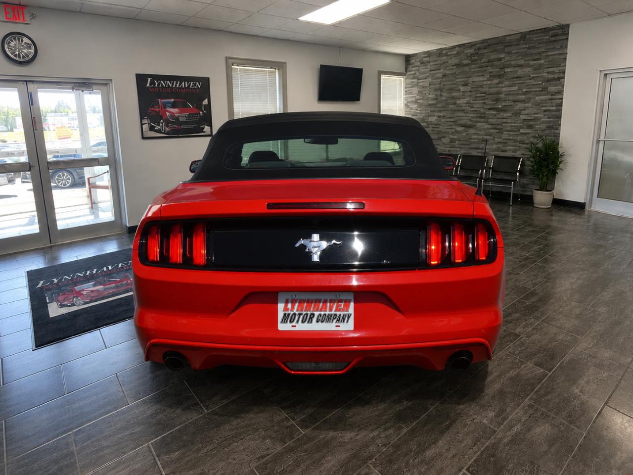Ford Mustang V6 Convertible 2015
