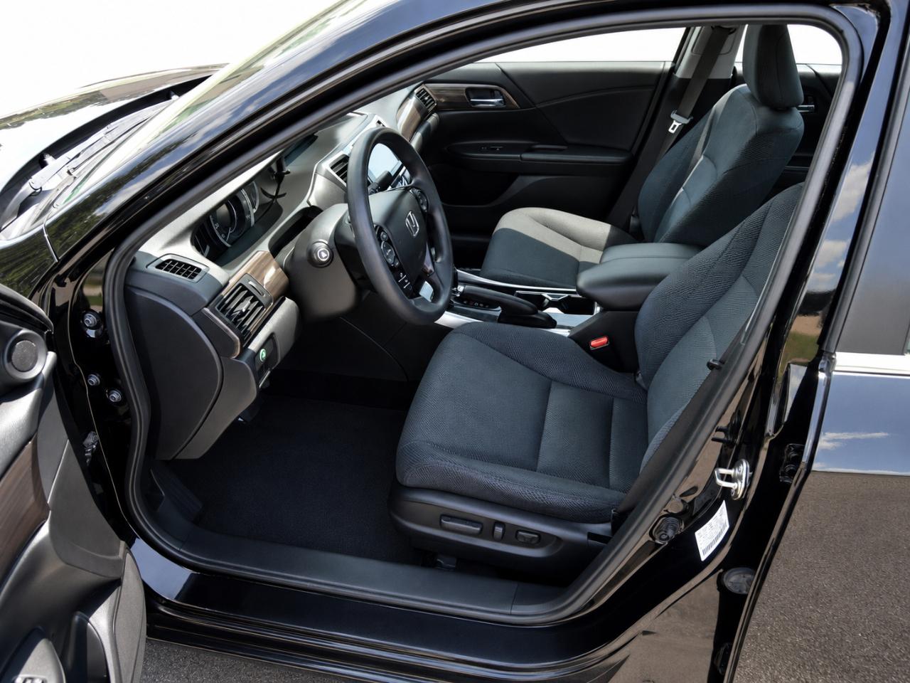 Honda Accord EX Sedan AT 2017