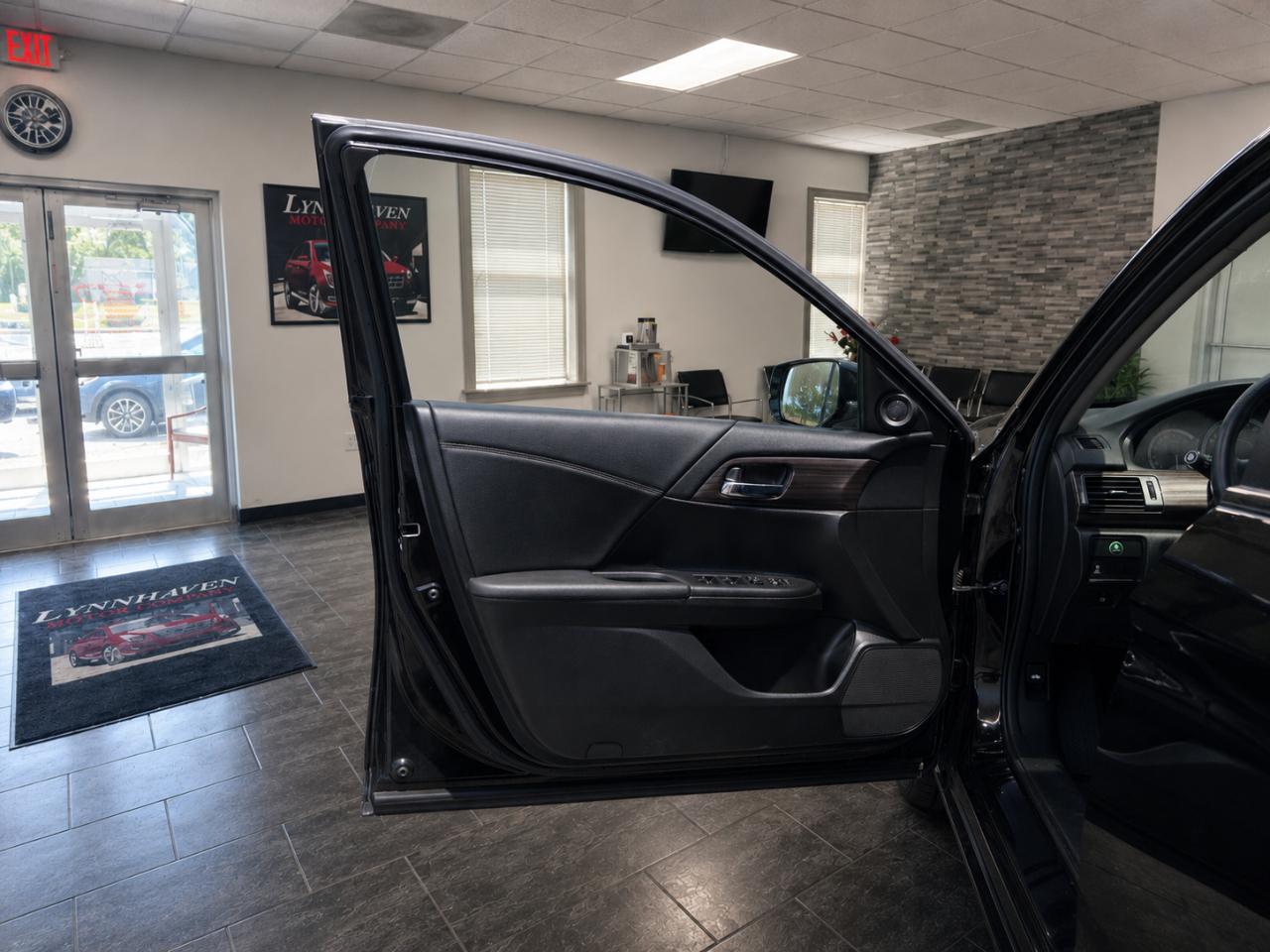 Honda Accord EX Sedan AT 2017
