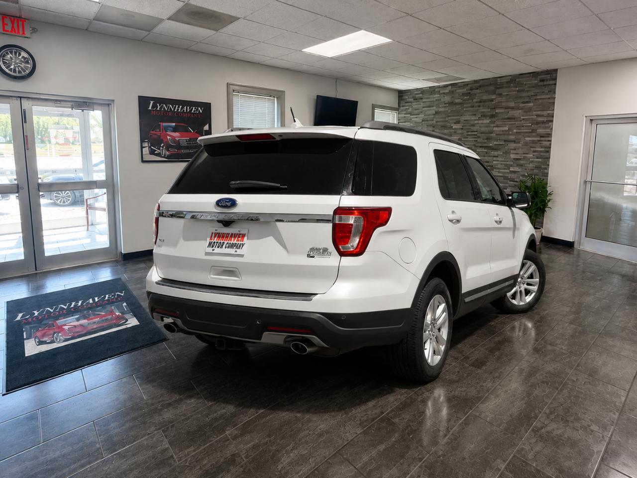Ford Explorer XLT 4WD 2018