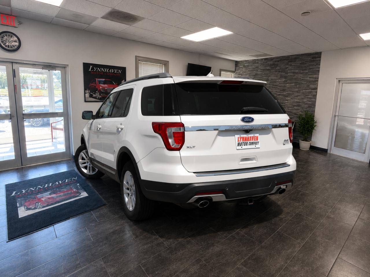 Ford Explorer XLT 4WD 2018