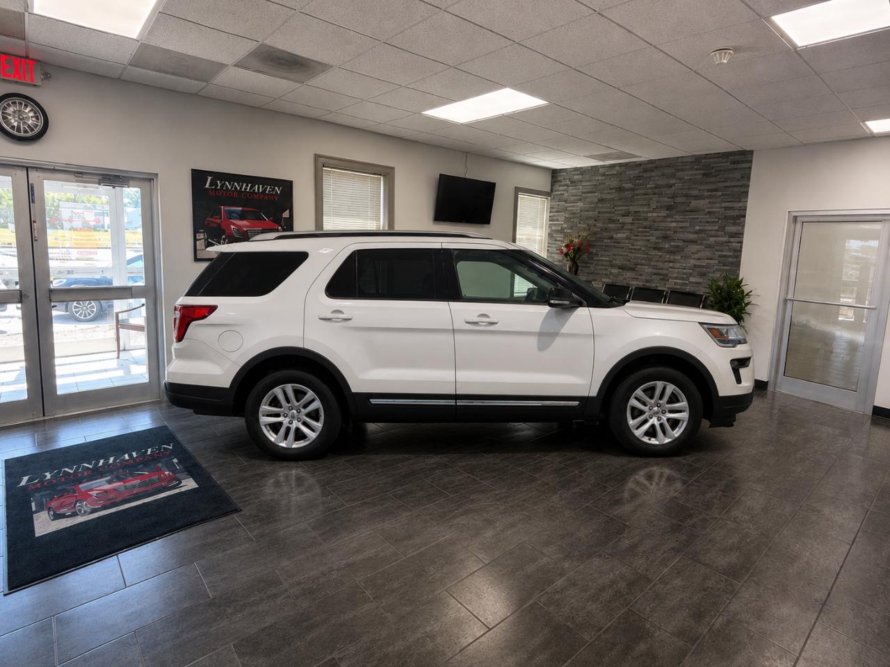 Ford Explorer XLT 4WD 2018
