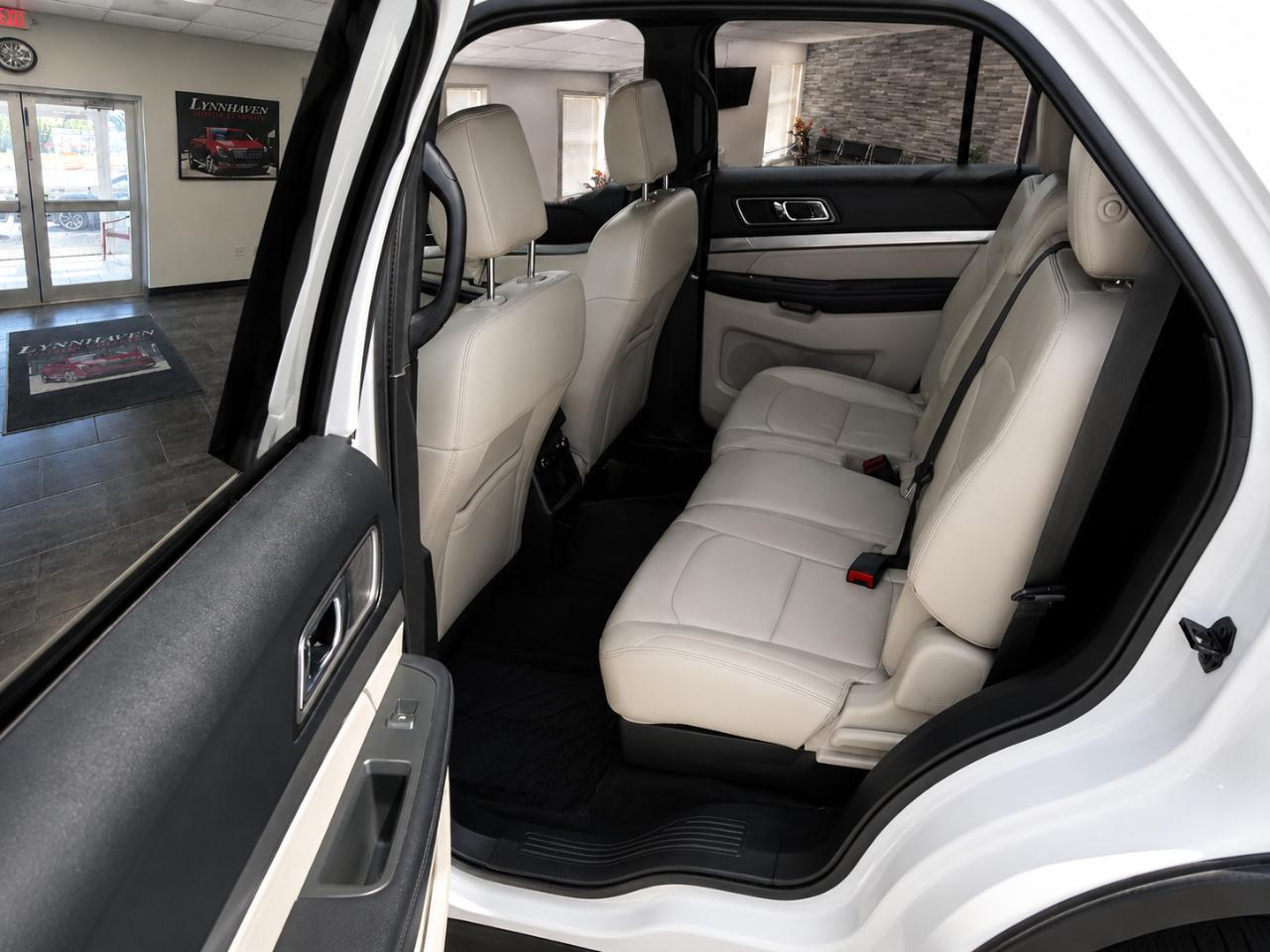 Ford Explorer XLT 4WD 2018