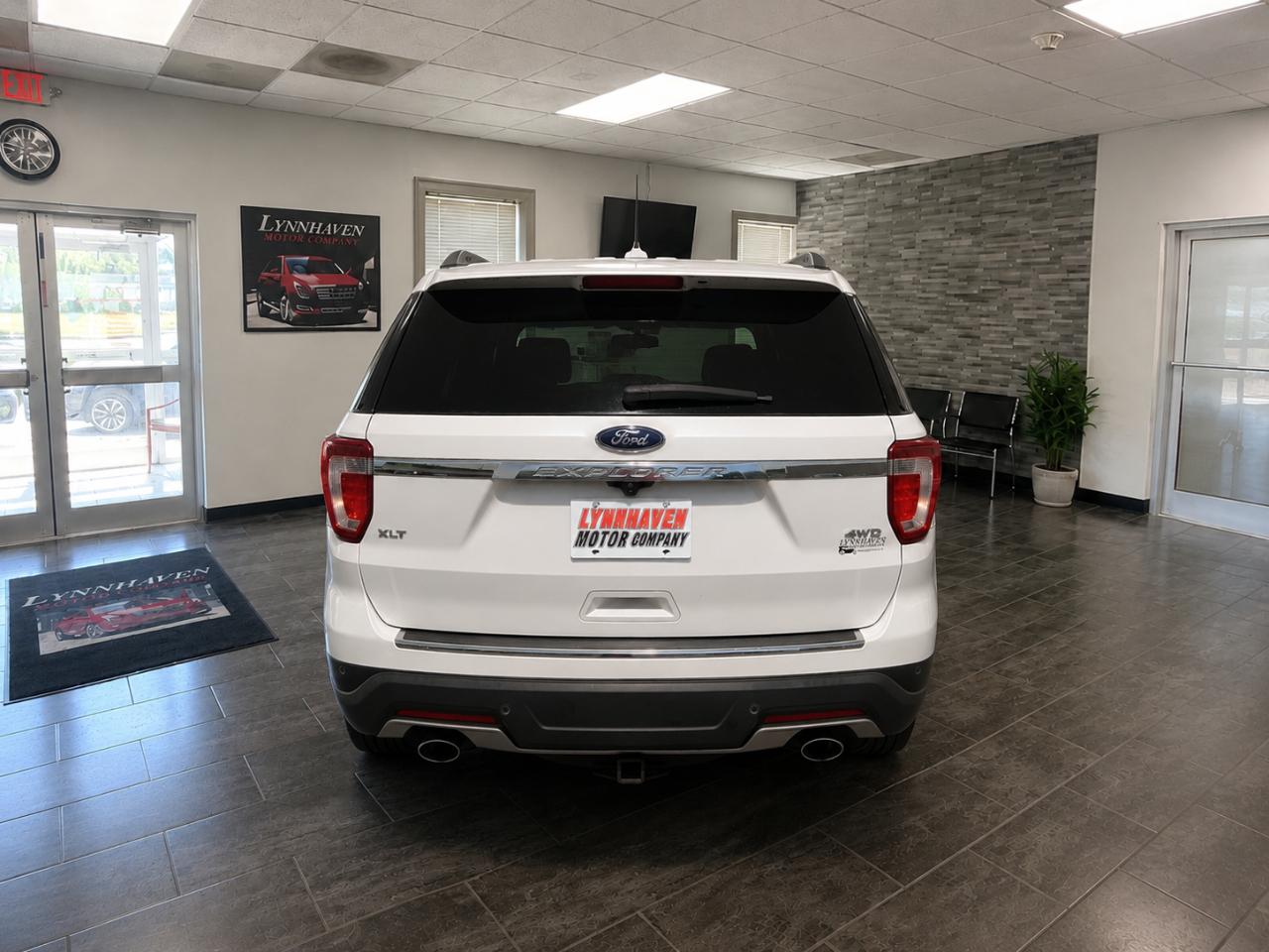 Ford Explorer XLT 4WD 2018
