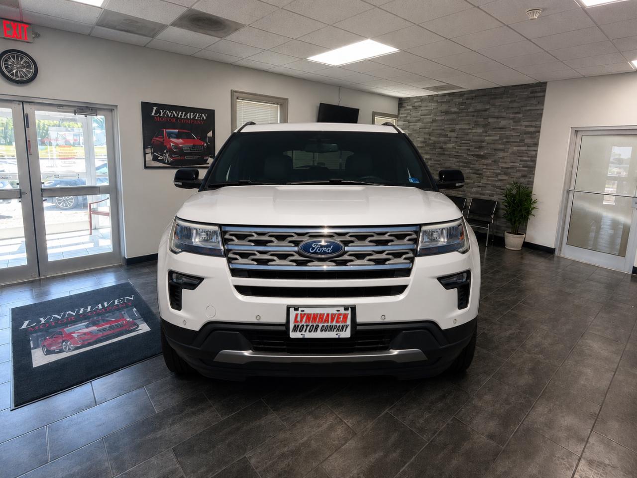 Ford Explorer XLT 4WD 2018