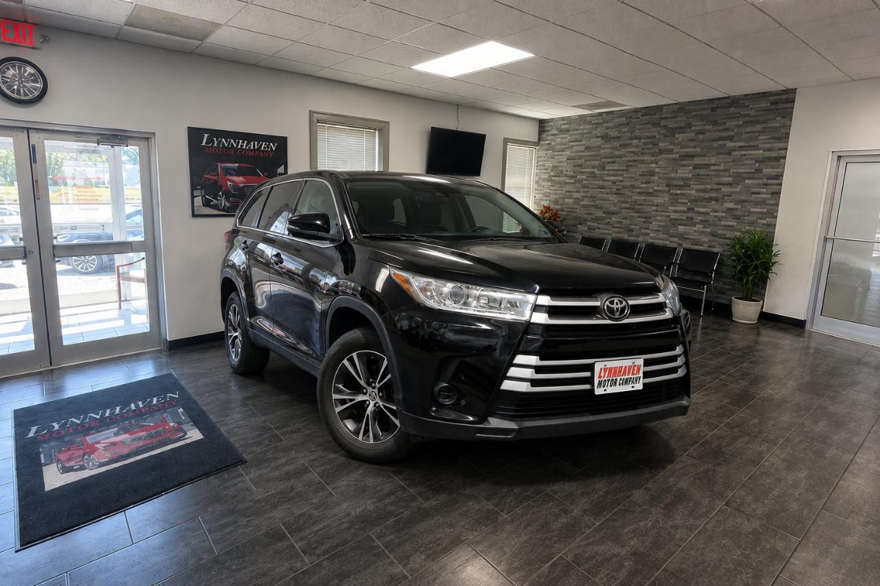 Toyota Highlander LE 2019