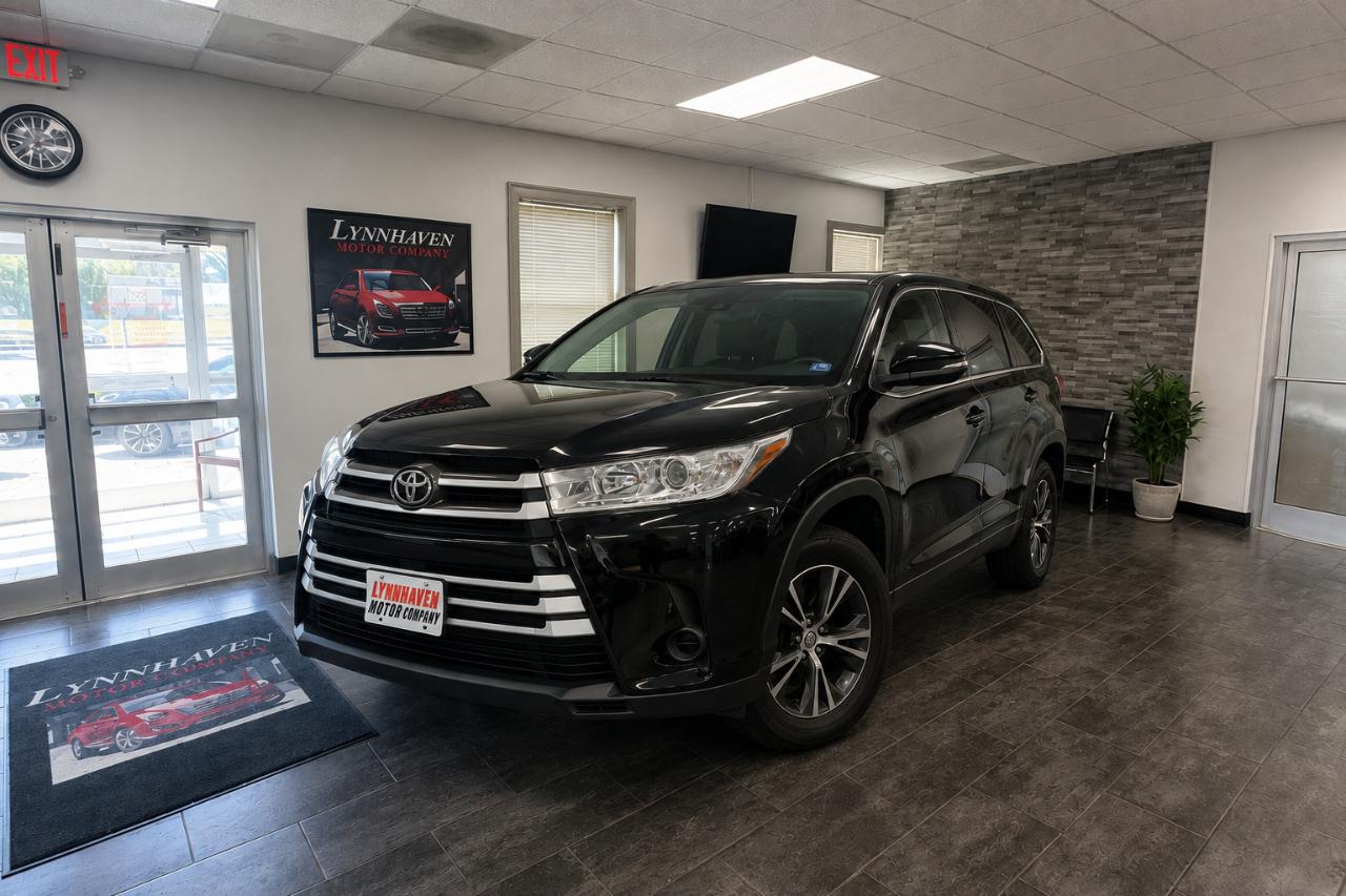 Toyota Highlander LE 2019