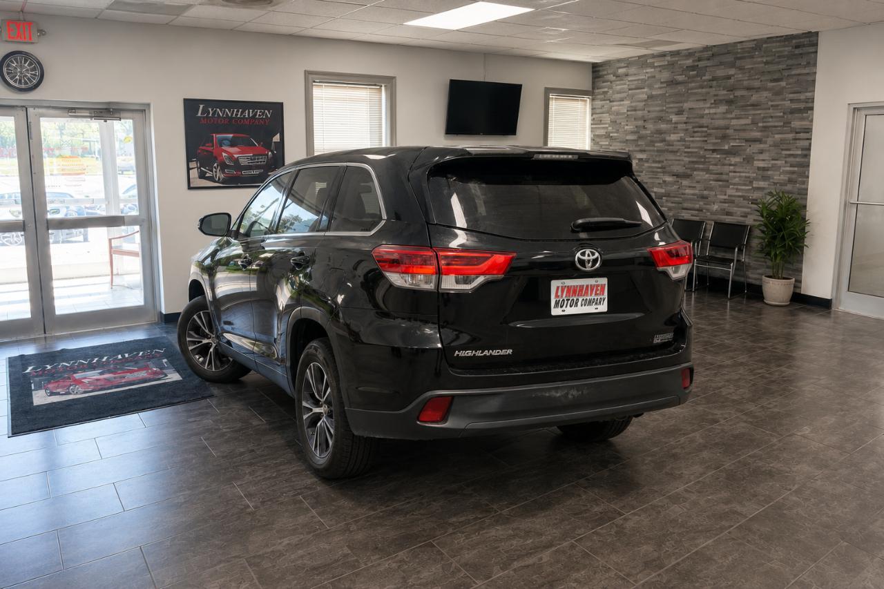Toyota Highlander LE 2019