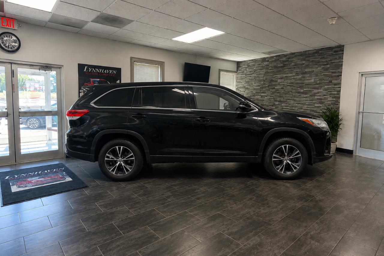 Toyota Highlander LE 2019