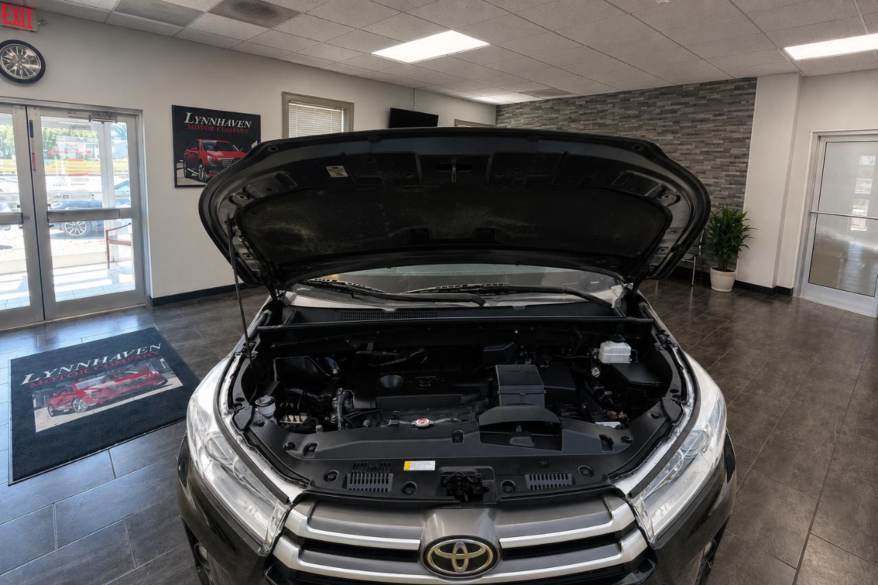 Toyota Highlander LE 2019