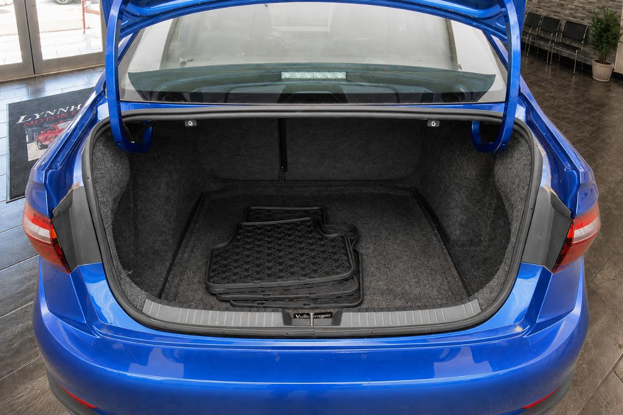 Volkswagen Jetta Sport 2024