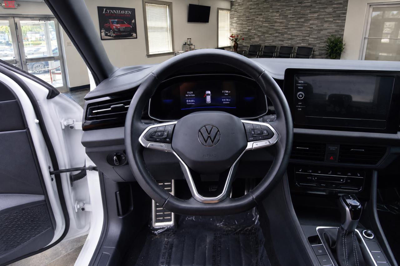 Volkswagen Jetta Sport 2025